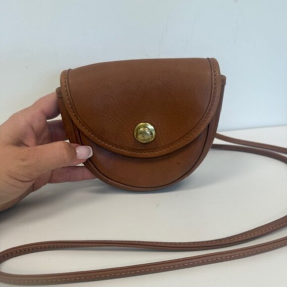 coach /bag/coach tan mini belt bag brown color #252 - Picture 3 of 8